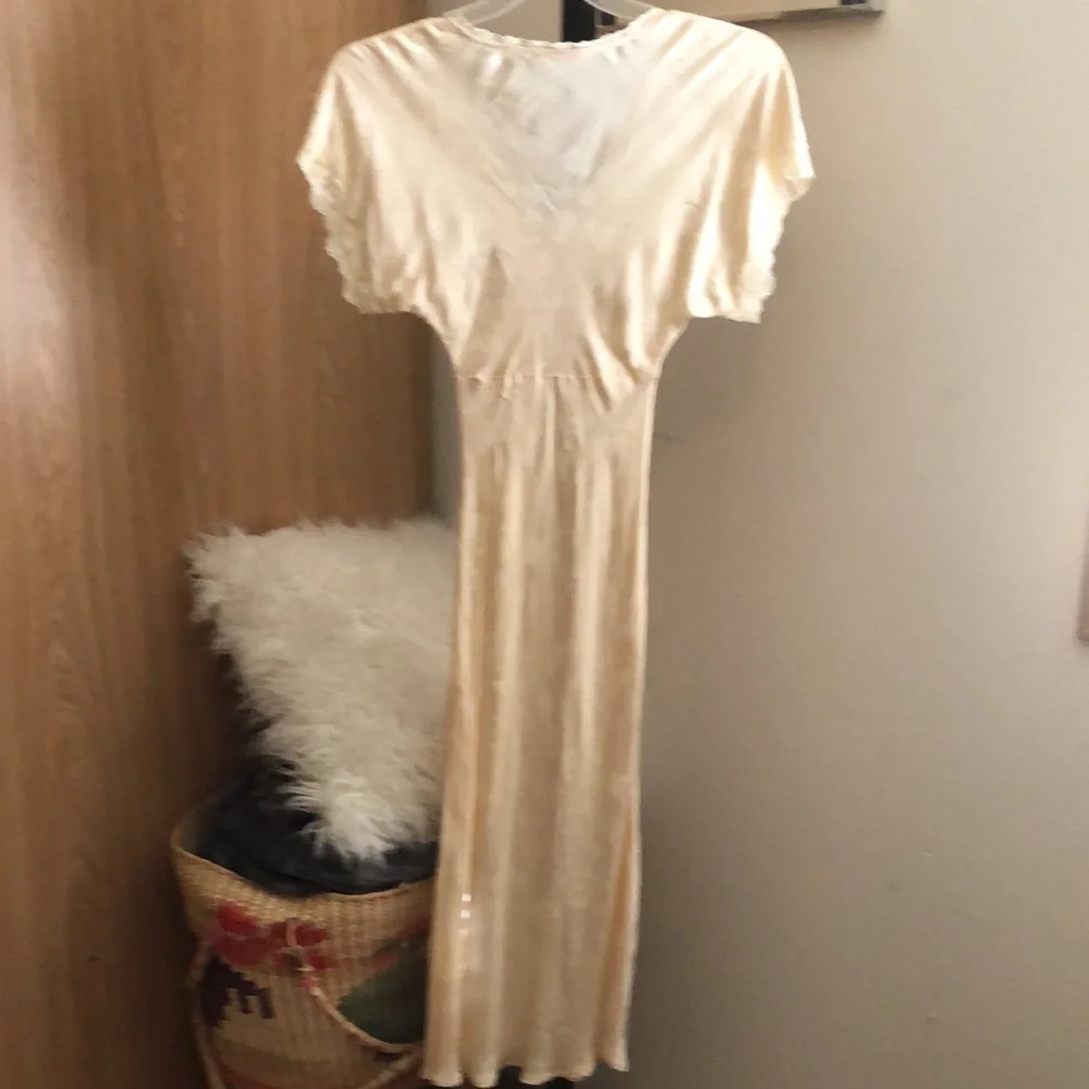 Spell Jacquard Petal Night-Gown Sz Xs - Picture 5 of 11